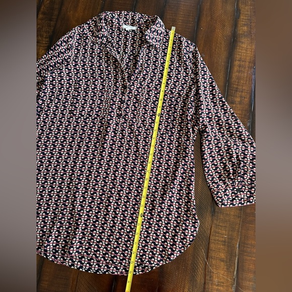 Pleione Classic Lightweight Flowy Size Medium - Picture 11 of 16